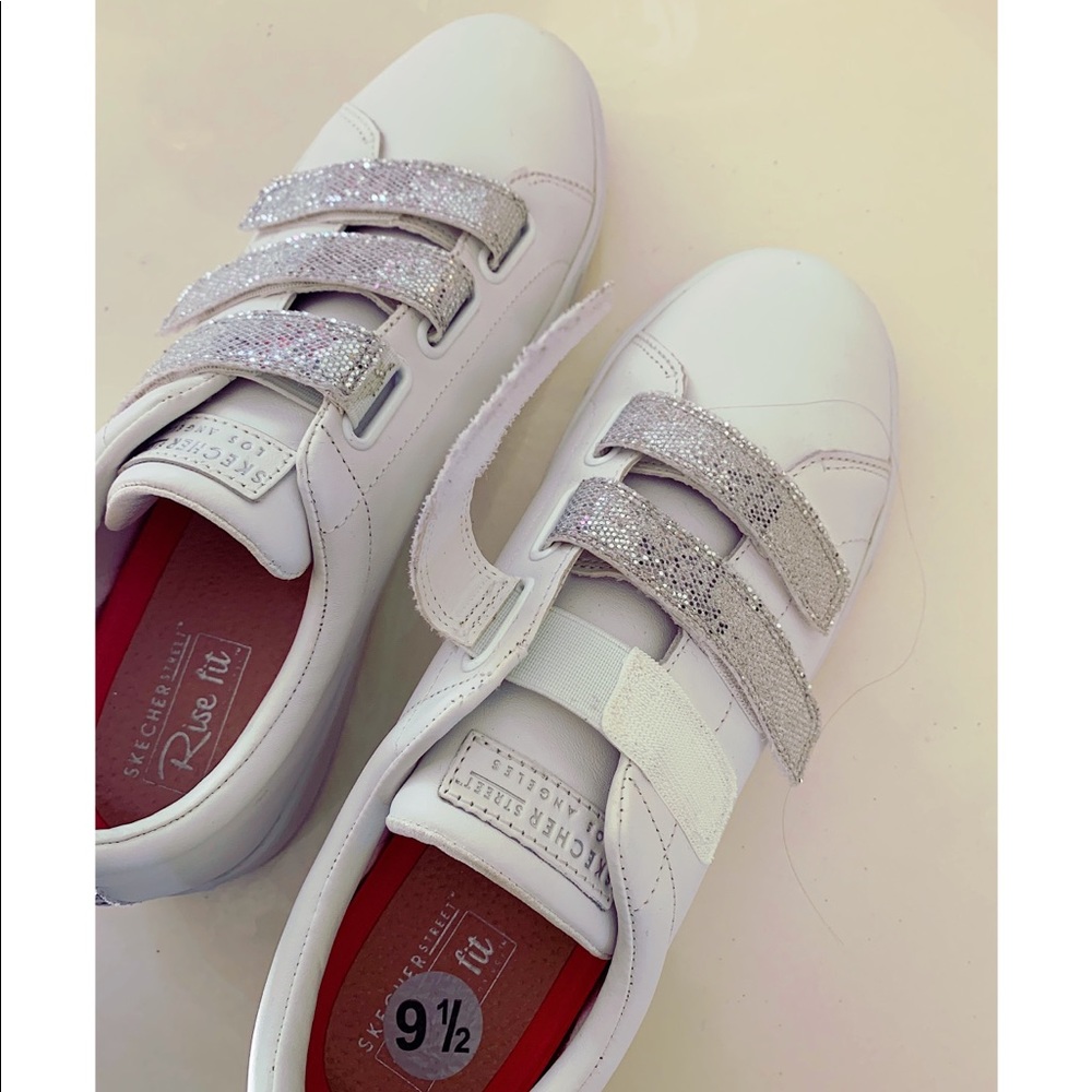 Sketchers Velcro Sneakers